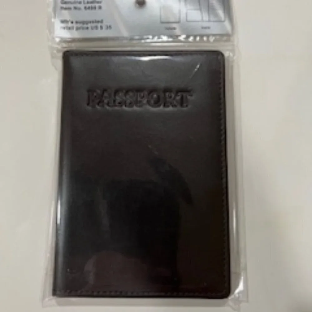 Winn International Passport Holder Case Cowhide Napa Leather Black